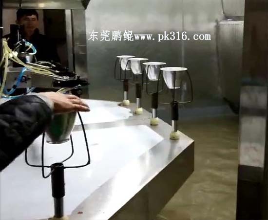 五金件自动喷漆设备2