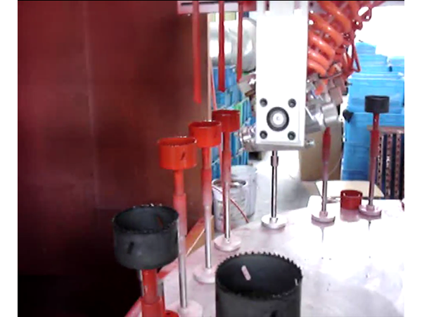 开孔器自动喷漆解决方案