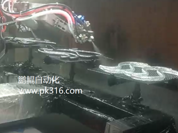 艺术与科技的融合：鹏鲲自动化八轴喷漆设备赋能中山玻璃工艺产业