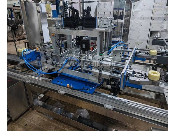 多轴喷涂机器人