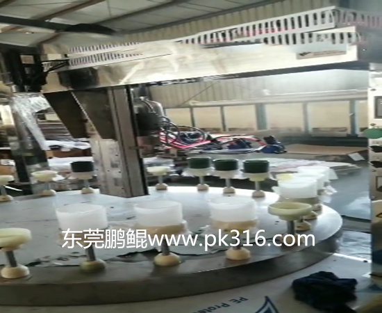 玻璃烛台内壁喷漆机