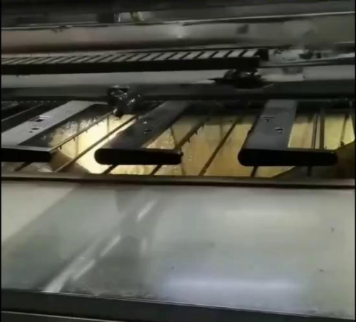 电子琴塑胶壳7轴自动喷漆往复机线