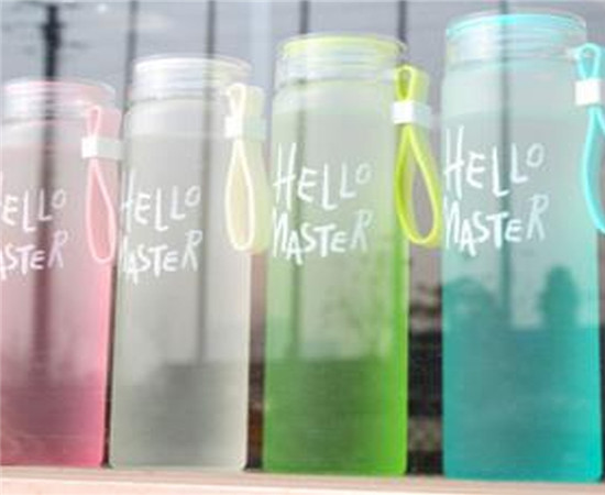 塑料瓶自动喷涂线..