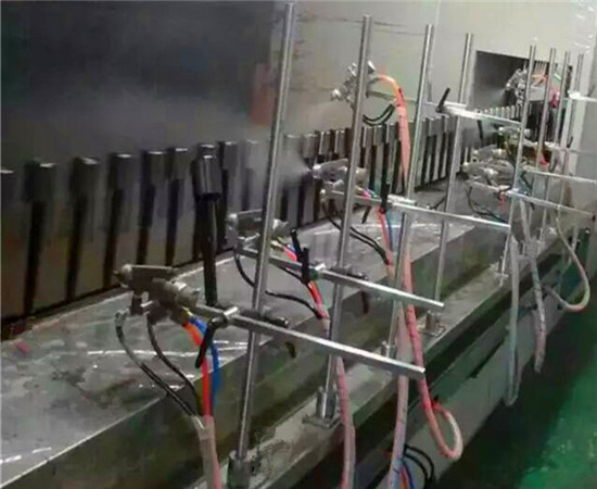 遥控器自动涂装设备.