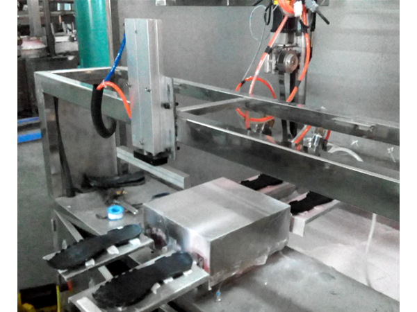 鞋底自动喷涂解决方案